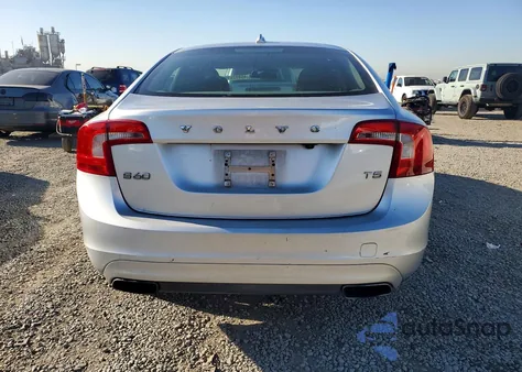 2014 Volvo S60 T5 from USA, damaged, VIN YV1612FS1E1280633